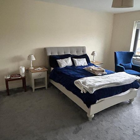 1 Luxurious Room In Family Home Killarney Eksteriør billede